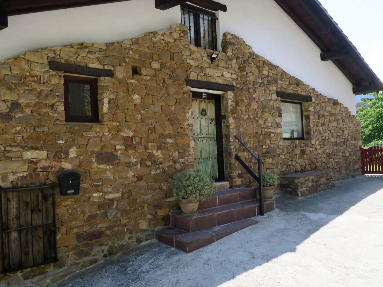 Armano Rural G10069 Pensionat Tama Exteriör bild